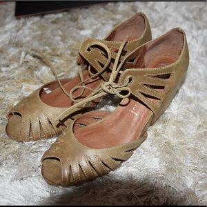 Jeffrey Campbell Wedge Khaki Sandals